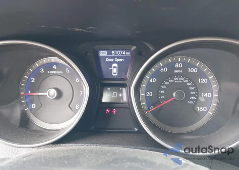 2014 Hyundai Elantra Gt z USA, uszkodzony, nr VIN KMHD35LHXEU170157